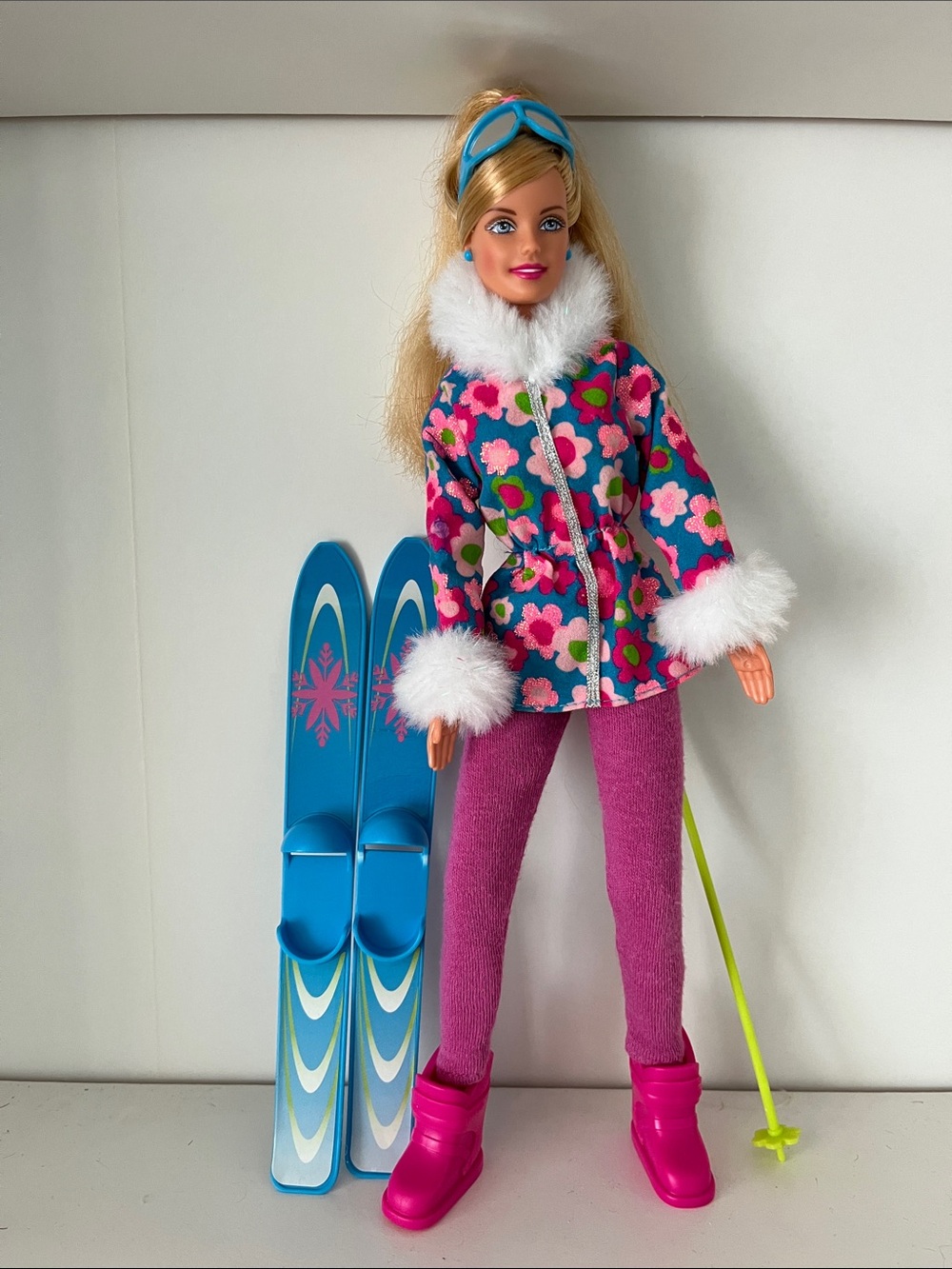Y2K Ski Vacation Barbie